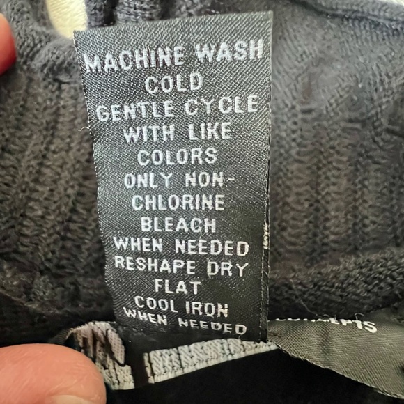 INC Black Ruffle Cropped Cardigan Sweater Jacket Size Medium - Picture 8 of 11